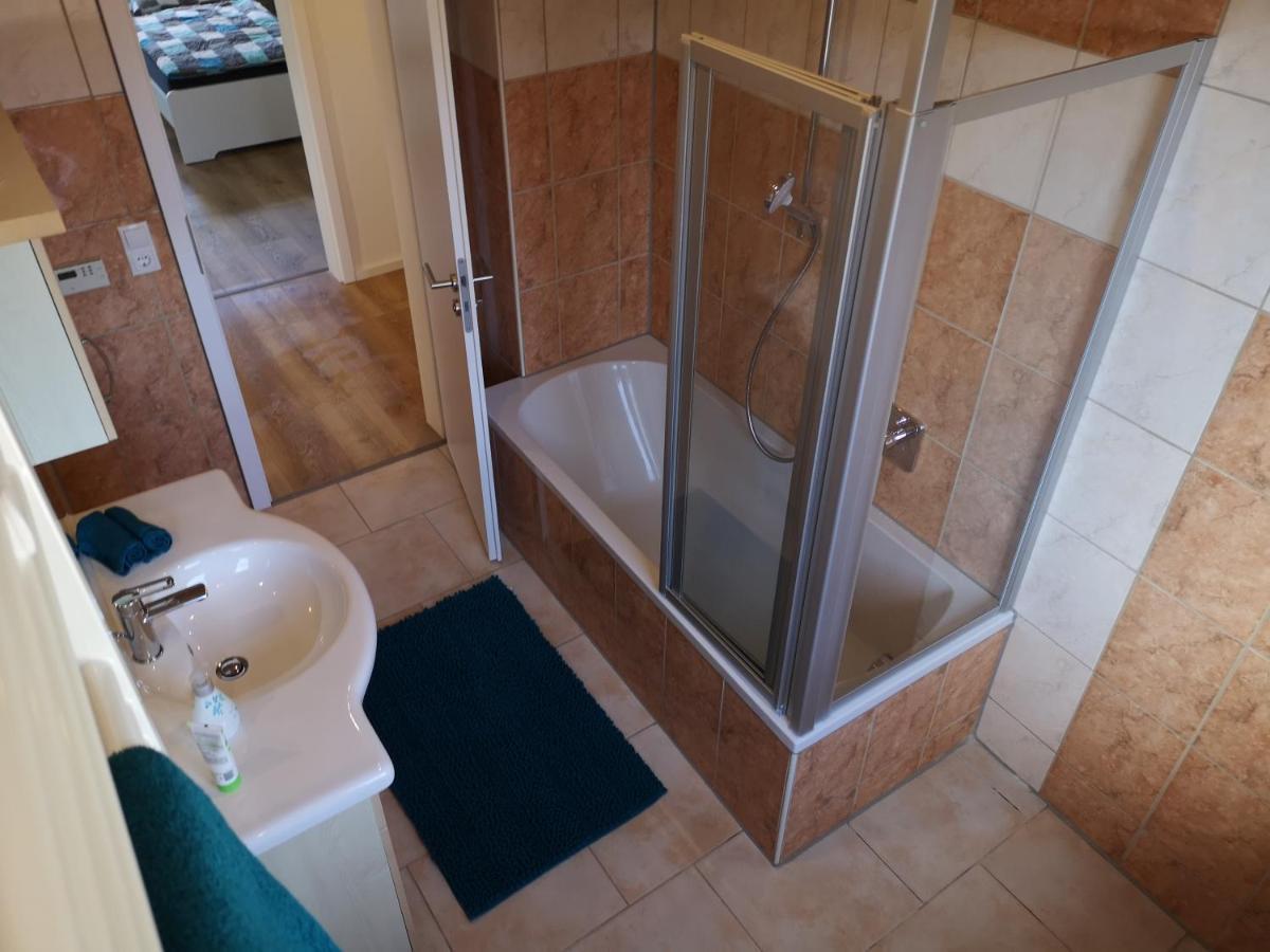 Apartment Ferienwohnungen-oberkochen.de Stadtherberge Sperberstrasse